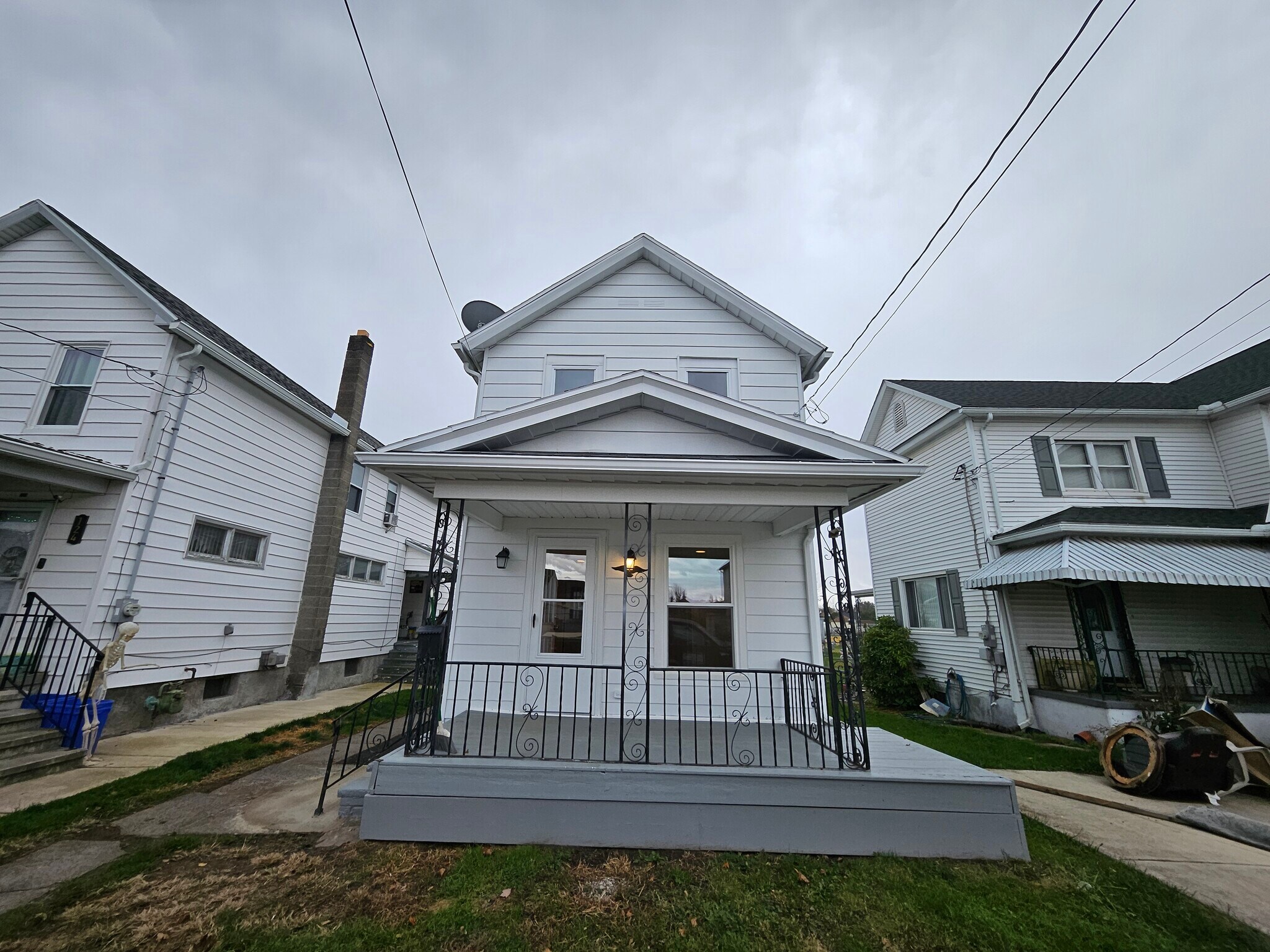 Building Photo - 122 Lackawanna Ave