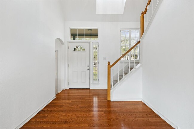 Building Photo - 500 Errol Dr