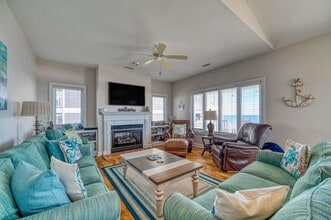 Building Photo - OFF-SEASON FURNISHED MONTHLY RENTAL