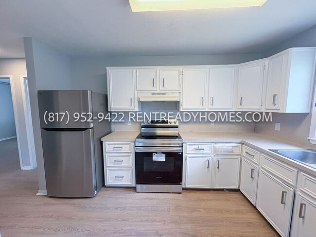 Building Photo - 2524 Pinon Ct