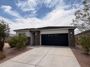 Building Photo - 18609 W Bronco Trl
