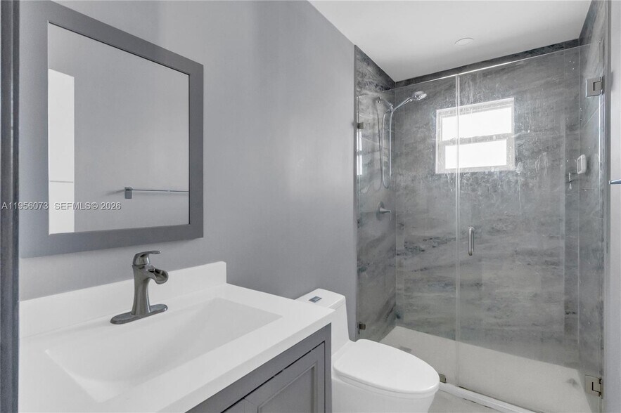 Building Photo - 500 SW 64th Pkwy