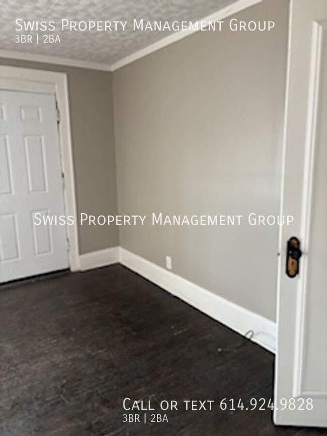 Building Photo - 262 S Burgess Ave