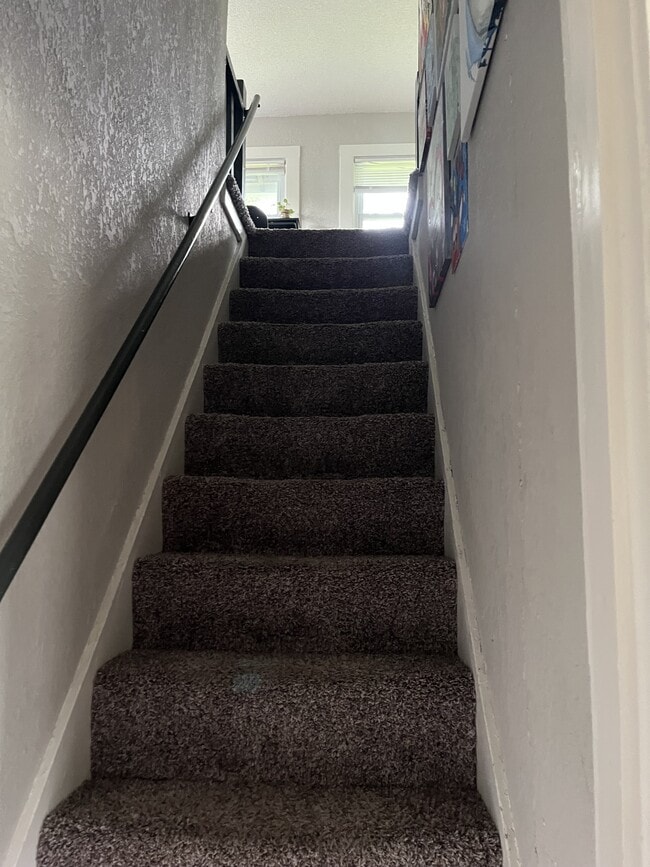 Building Photo - 4125 Olive St