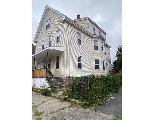 Building Photo - 10-12 Bourne St