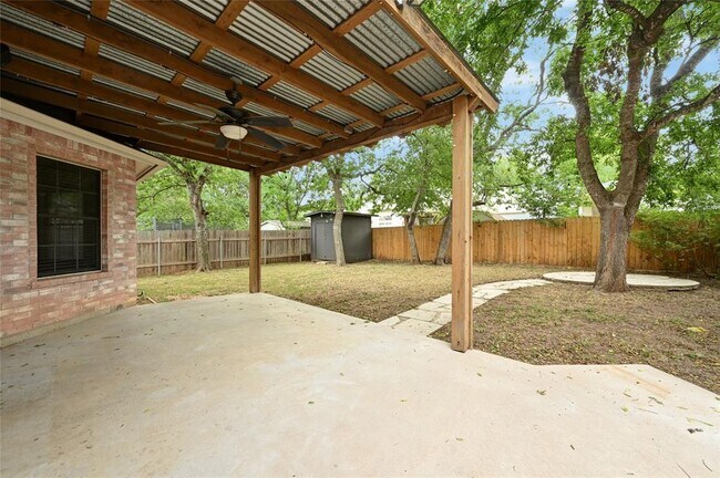 Building Photo - 2217 Riker Ridge Trail