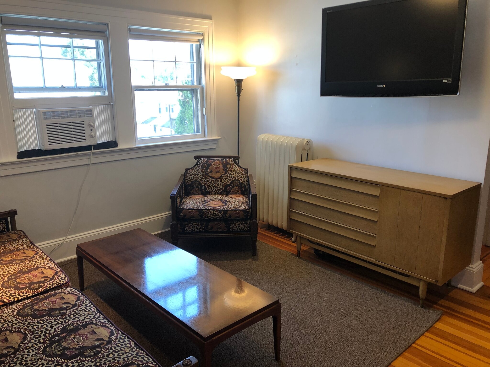 Living room 2 - 86 Lancaster Rd