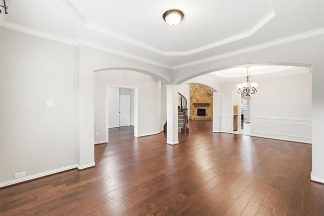 Building Photo - 12516 Maplecrest Dr