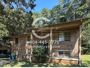 Building Photo - 4008 Emerald N Dr