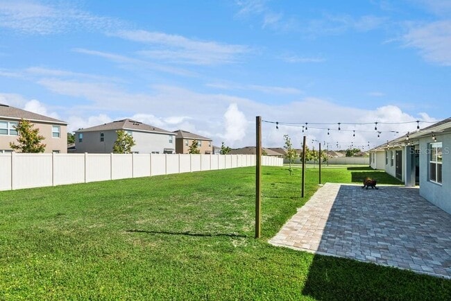 Building Photo - 5235 Mahogany Dr