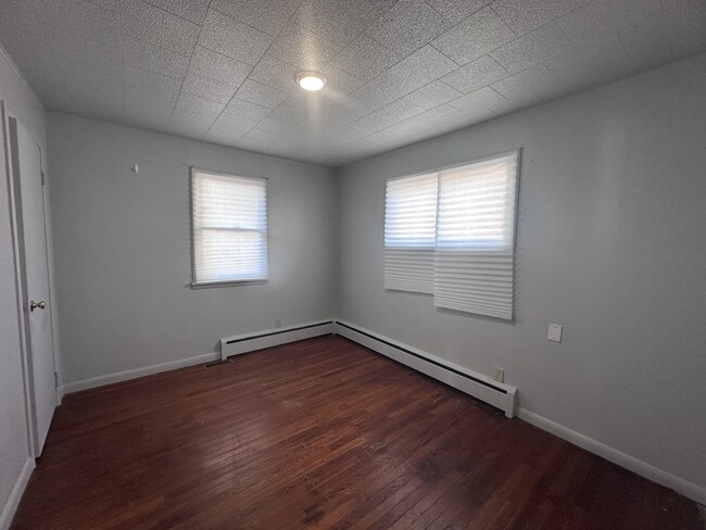 Building Photo - 1217 Williams-E