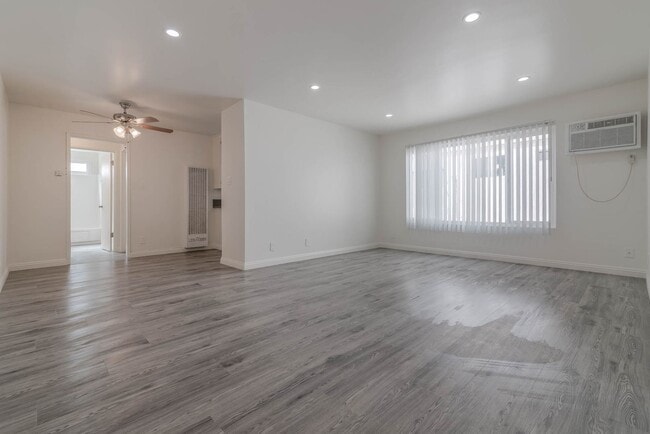 Interior Photo - bar13218