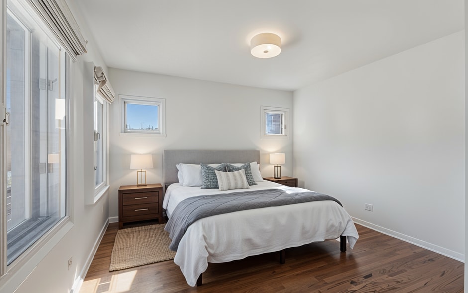 Building Photo - 448 N Carpenter St