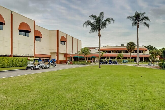 Building Photo - 8900 Washington St