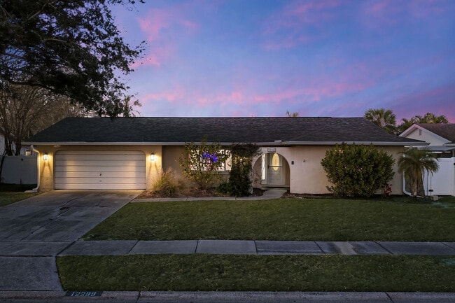 Building Photo - 12299 91st Ave N