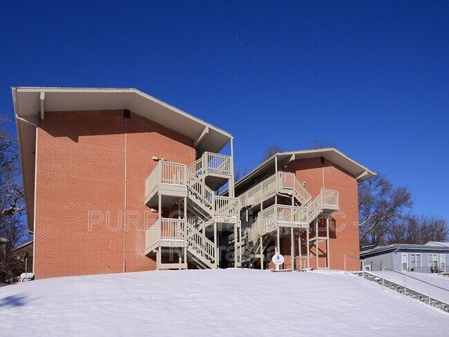 Building Photo - 616 N 46th St