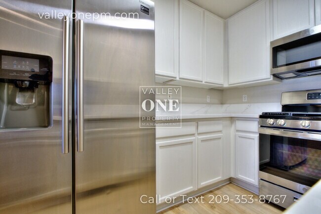 Building Photo - Rare vacancy opportunity in Turlock's fine...
