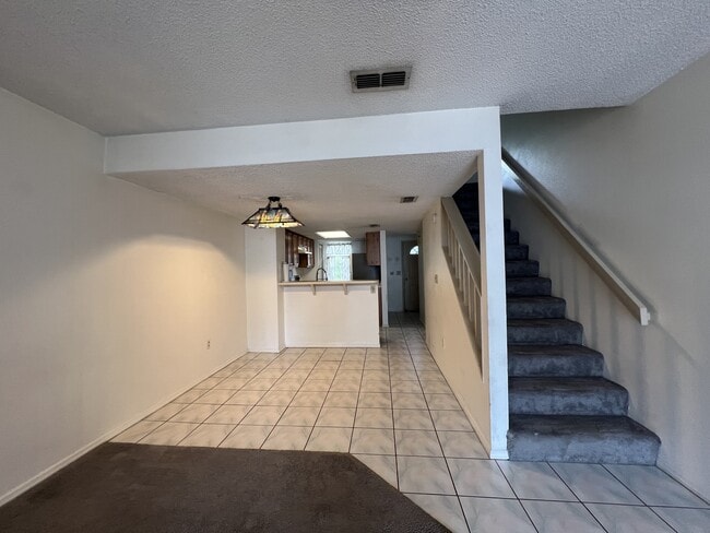 Building Photo - 3356 Fox Hunt Dr