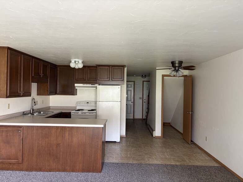 Building Photo - 1409 Ridgecrest Trl