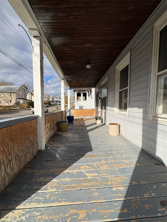 Building Photo - 209 Hudson St