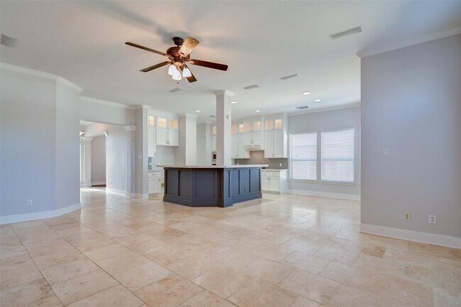 Building Photo - 214 Spring Lakes Haven