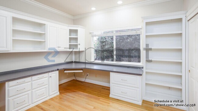 Building Photo - 417 Belmont Ave