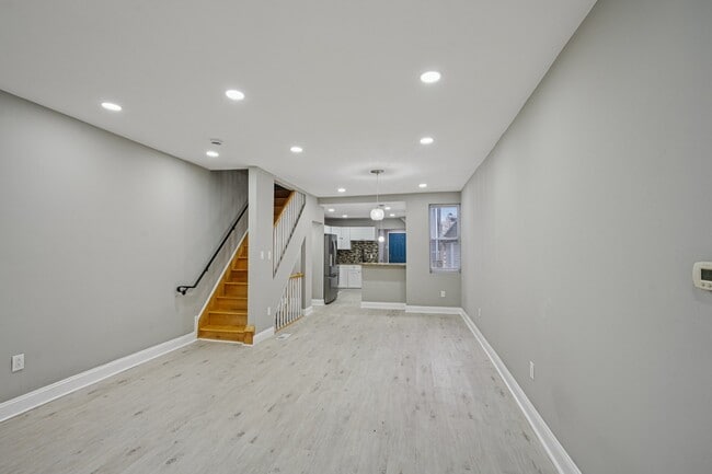 Building Photo - 2229 N Hancock St