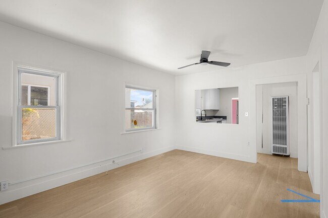 Building Photo - Freshly Remodeled 3 Bed / 2 Bath Home with Large Private Yard