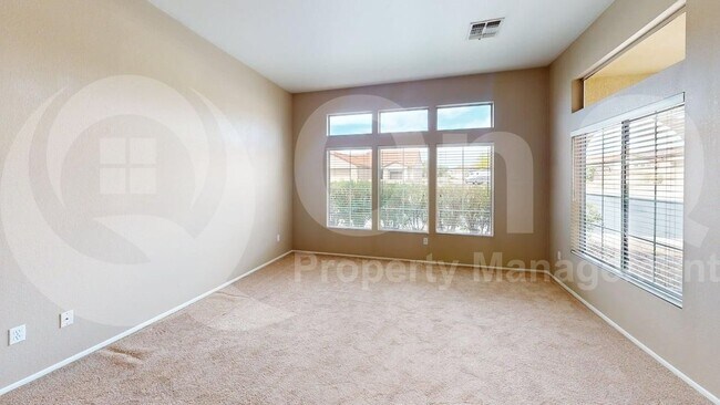 Building Photo - 13853 N Lobelia Way