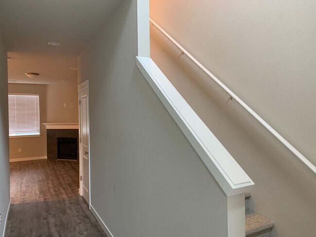 Building Photo - COMING SOON END OF FEB Salmon Creek Legacy Estates....  Front yard care provided - EZ 1/5 & 205 a...