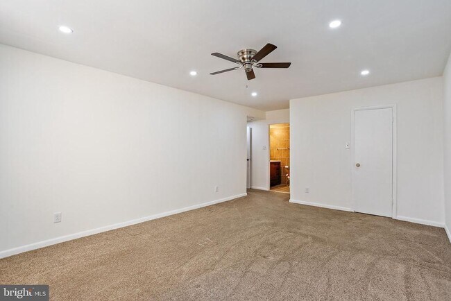 Building Photo - 6317 Park Heights Ave