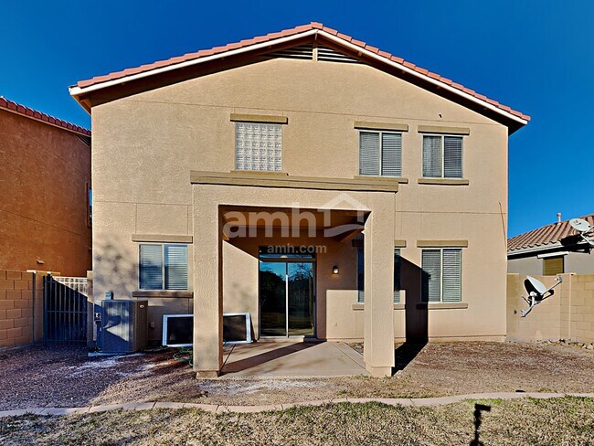 Building Photo - 6911 W Irwin Ave