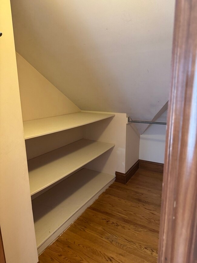 Building Photo - 21 Glenwood St