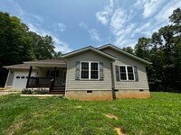 Building Photo - 3-Bedroom in Country Setting Close to Farmville!