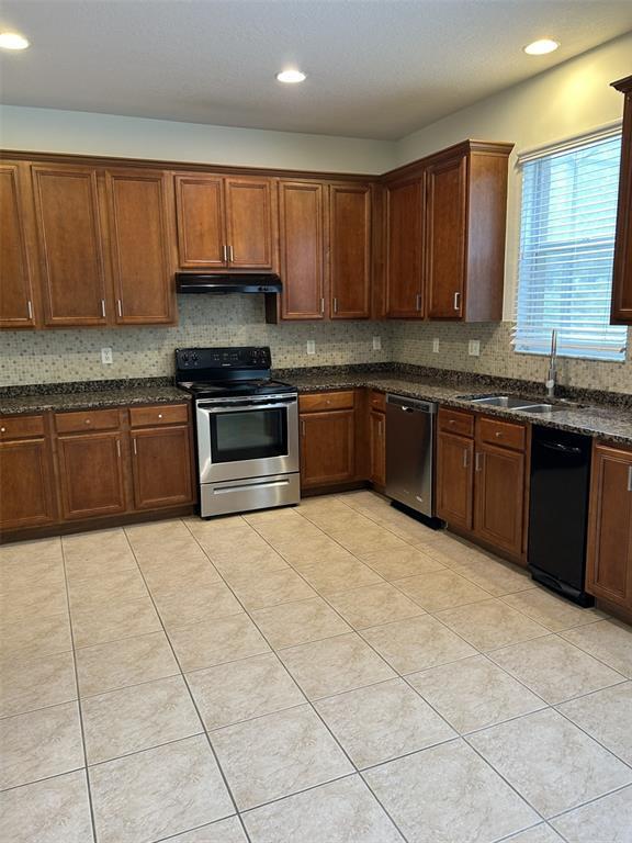 Building Photo - 18022 Maui Isle Dr