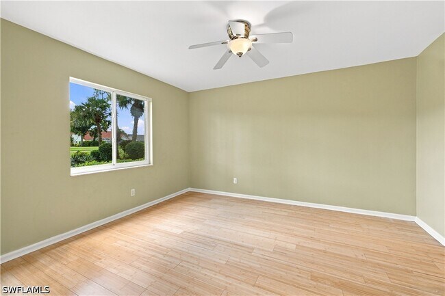 Building Photo - 5980 Amherst Dr