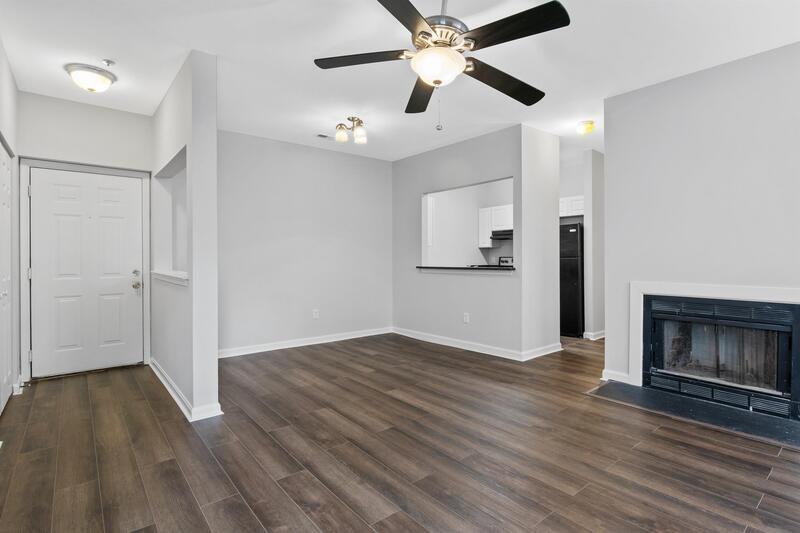 Building Photo - 606 Moonglow Rd