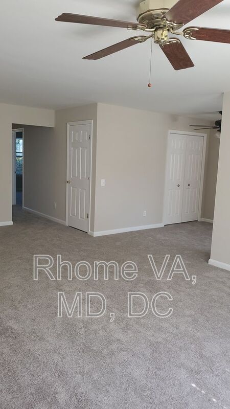 Building Photo - 1129 Huntmaster Terrace NE