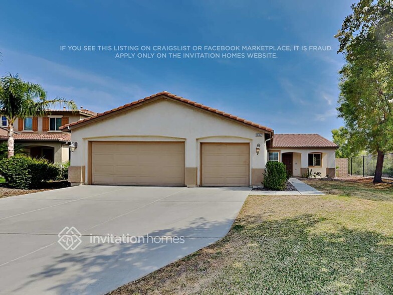 Primary Photo - 23742 Canyon Heights Dr
