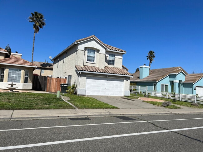 Building Photo - 9129 Redwater Dr