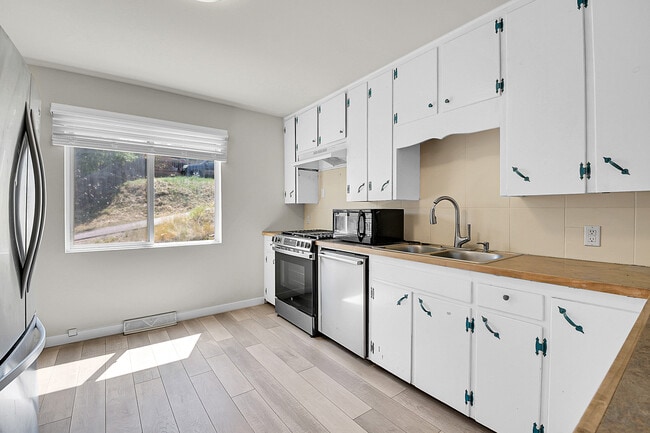 Building Photo - 26223 Seitz Rd