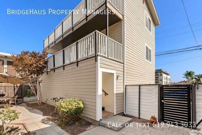 Building Photo - 3767 32nd St