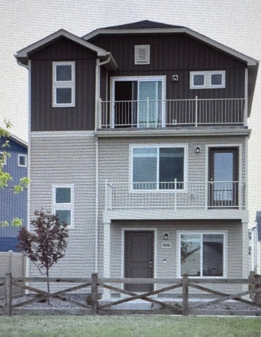 Building Photo - 5836 Thurless Ln