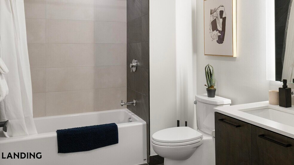 Building Photo - 632 Howard Rd SE