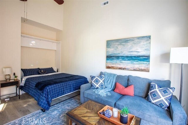 Building Photo - 32052 Via Alicia