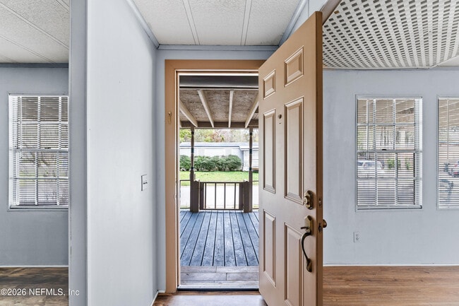 Building Photo - 7631 Timberwood Dr