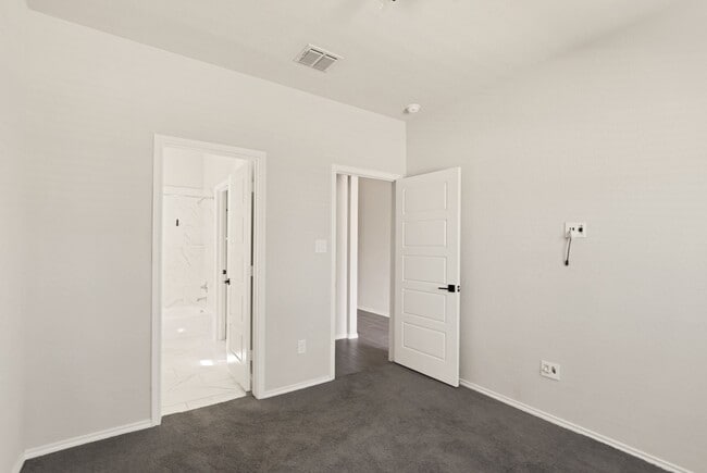 Building Photo - 9313 Aggie Run