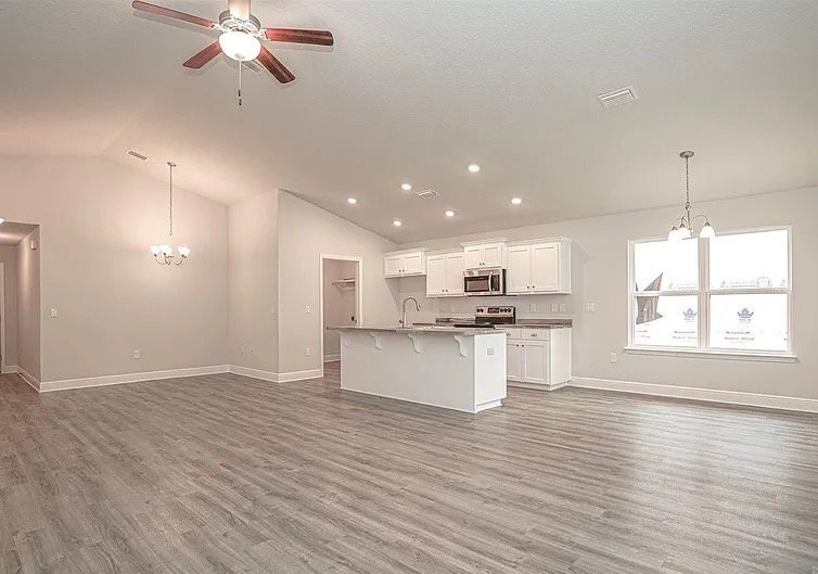 Building Photo - 3310 Bliss Ln