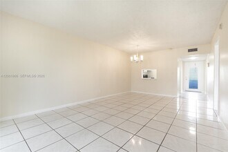 Building Photo - 7877 Golf Cir Dr
