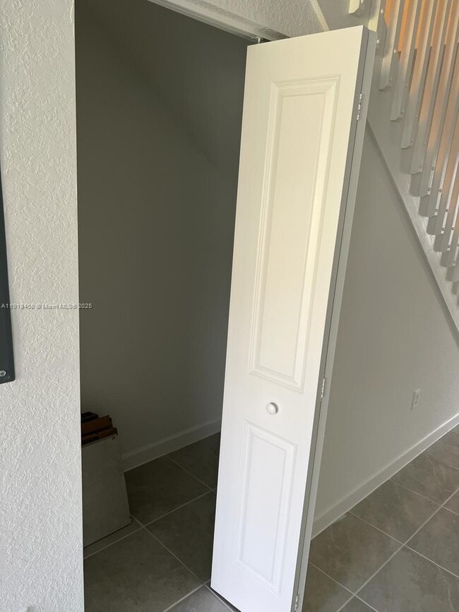 Building Photo - 12235 NW 23rd Path